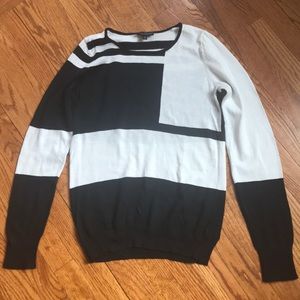 The Limited Color Block Sweater